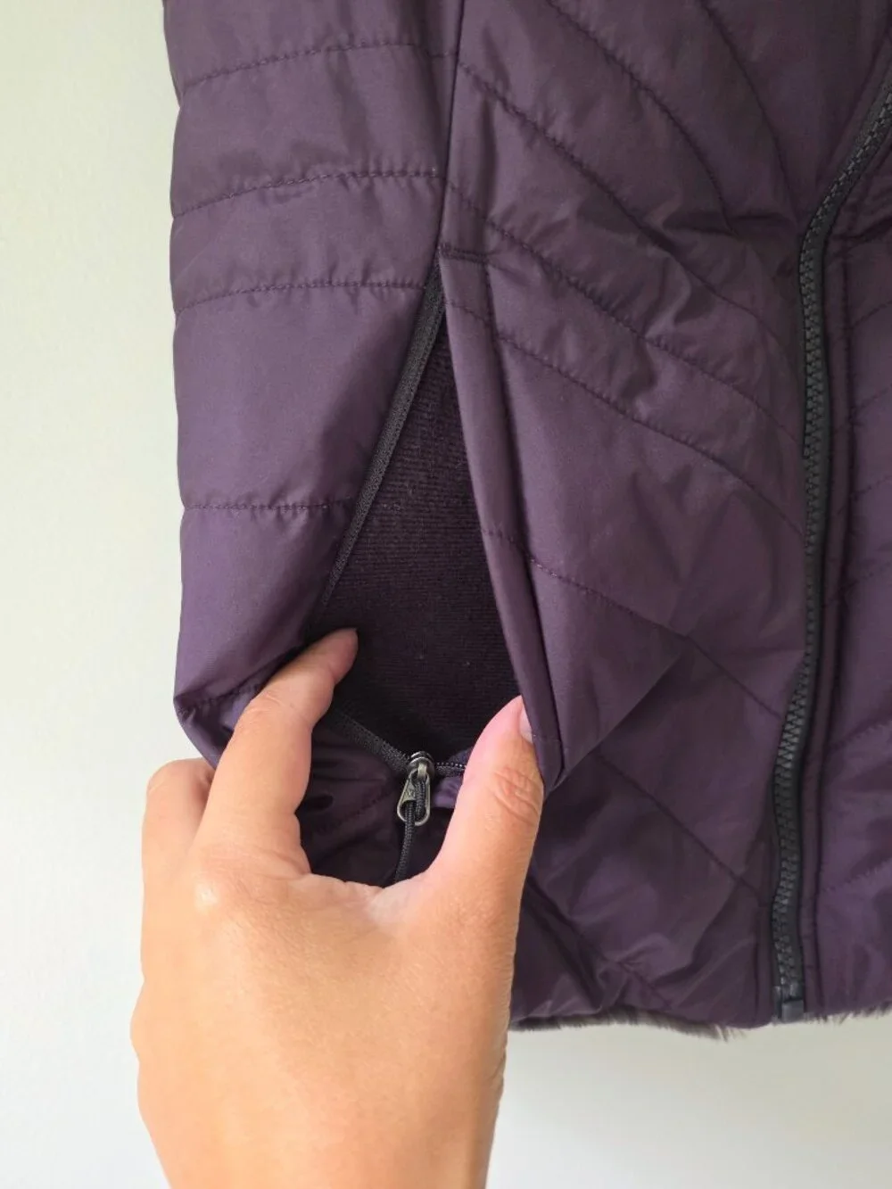 The North Face Mossbud Insulated Reversible Vest Purple | Small | EUC Soft Fuzzy